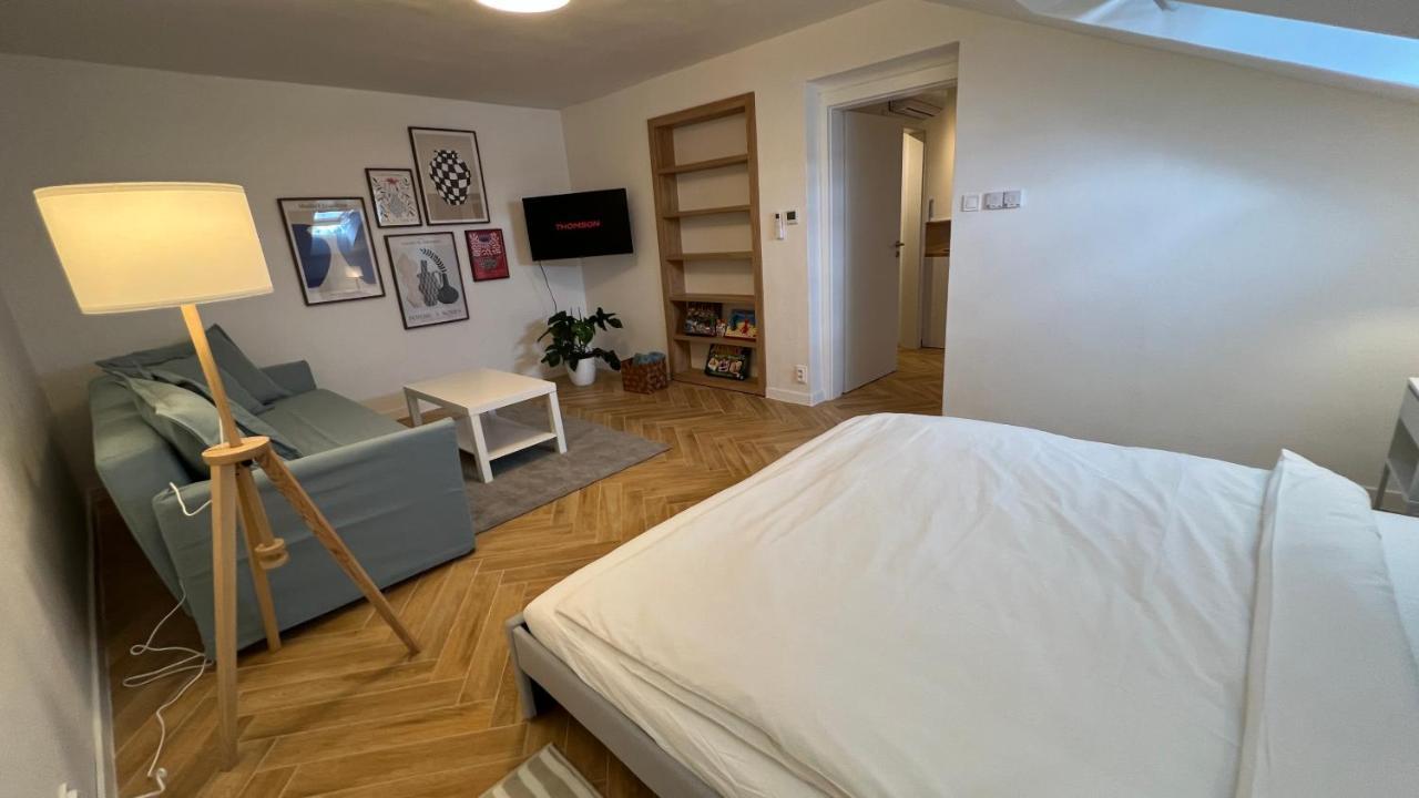 Franco Apartments Kezmarok Bagian luar foto